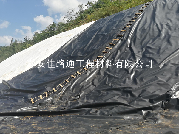 養(yǎng)殖防滲膜施工原則要求：守護水體安全，創(chuàng)新養(yǎng)殖環(huán)境